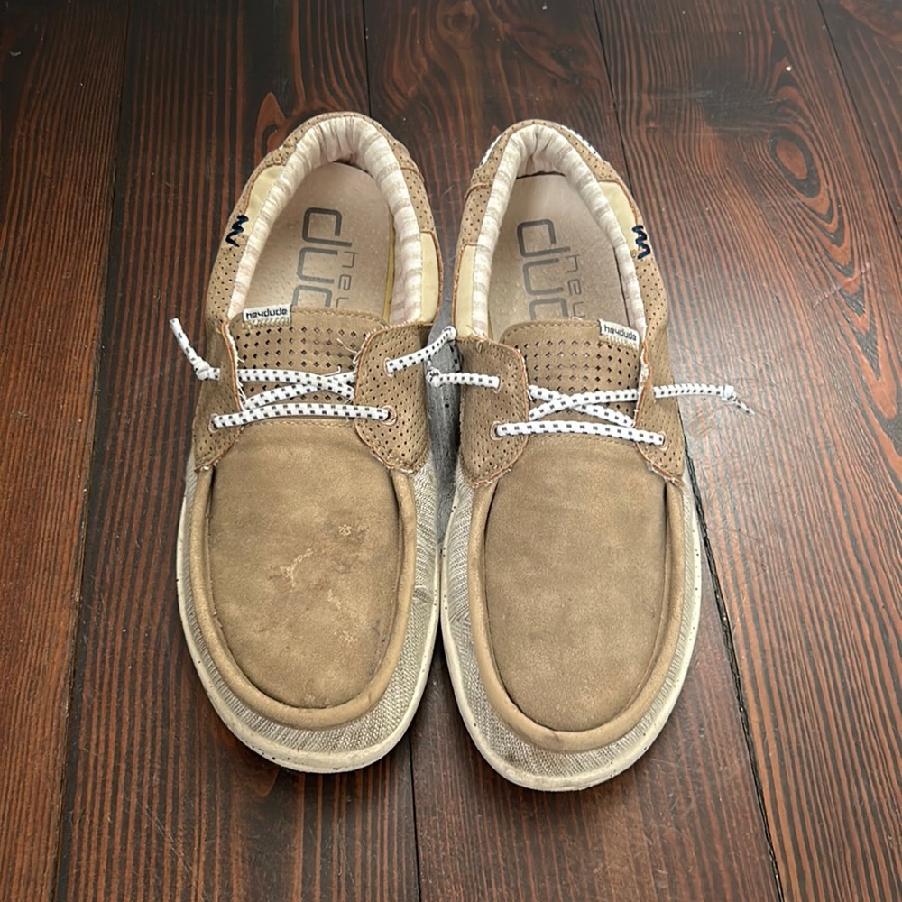 Hey dude men’s shoes size 8
